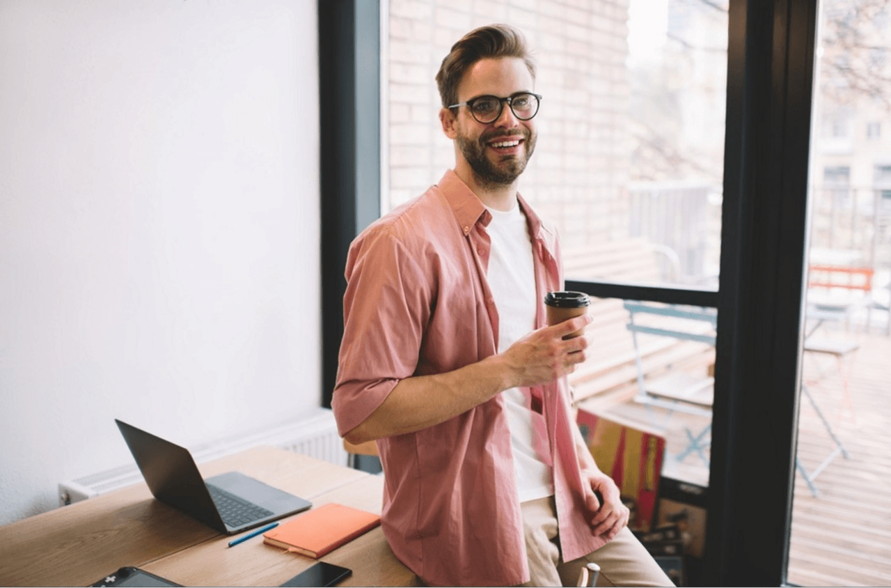Ondernemer geeft gewerkte uren door via de Connect Inn platform